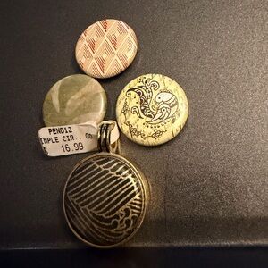 Magnabilities Gold Circle Pendant and Interchangeable Magnet Charm Set